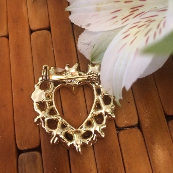 Vintage Gold and Ruby Red Heart - Picture 2 of 4